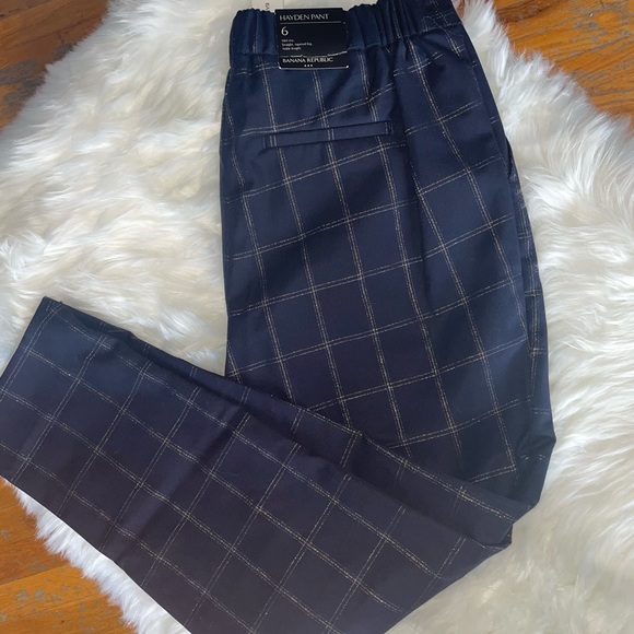 Sold-Banana Republic Factory Hayden Pull-on Tapered Fit Ankle Pant- 6 - Picture 4 of 5